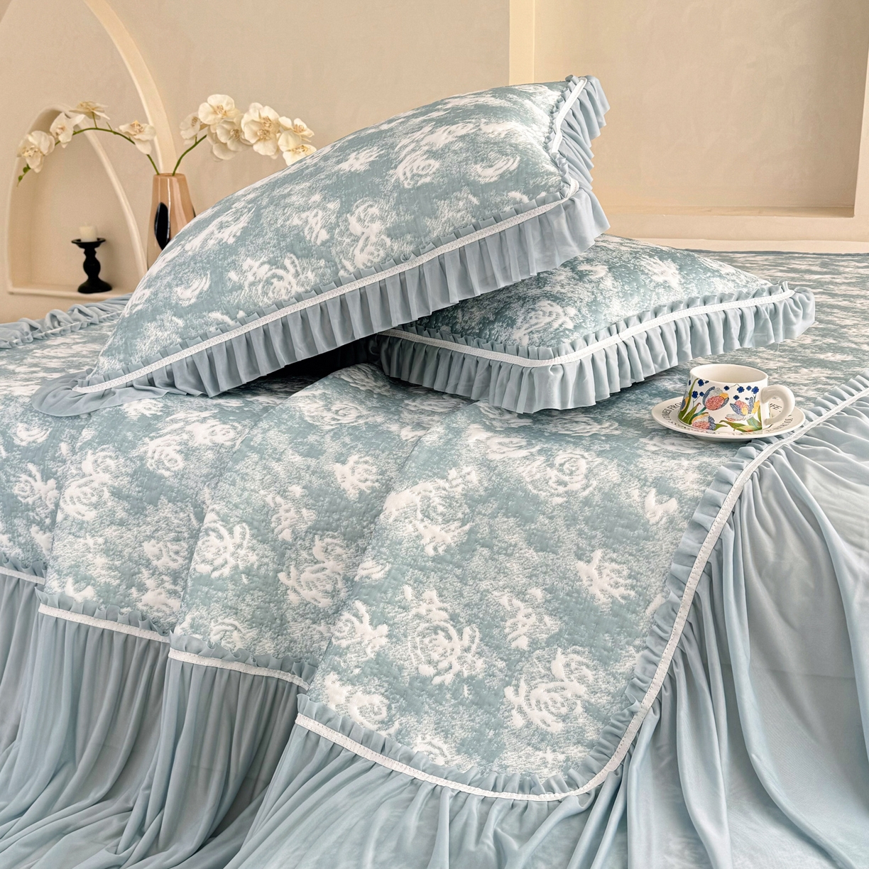 91家纺网 家纺一手货源 找家纺 雅居纺家纺 2026新款床裙款玫瑰系列凉感席 玫瑰-蓝