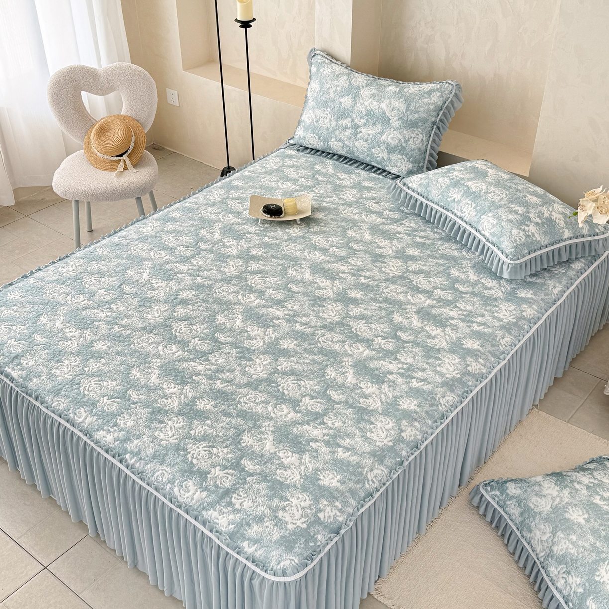 91家纺网 家纺一手货源 找家纺 雅居纺家纺 2026新款床裙款玫瑰系列凉感席 玫瑰-蓝