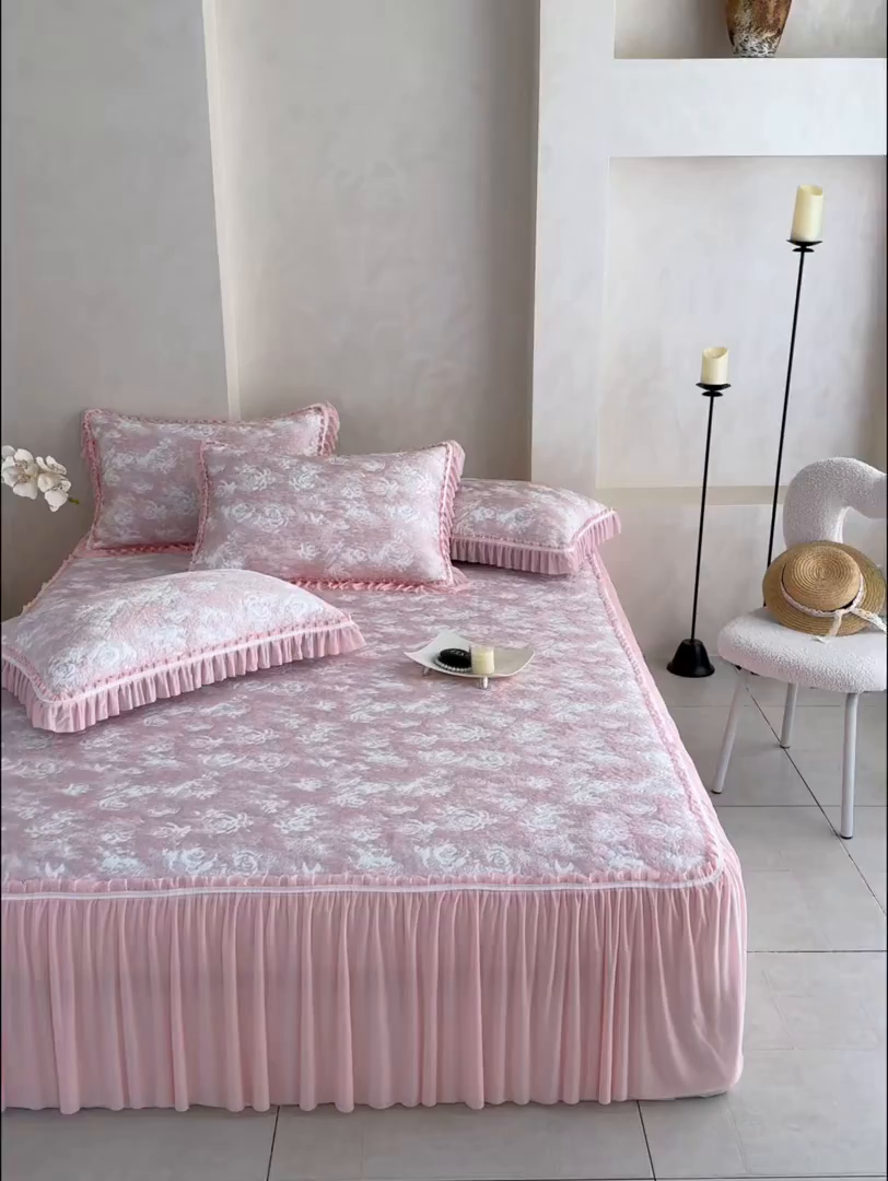 91家纺网 家纺一手货源 找家纺 雅居纺家纺 2026新款床裙款玫瑰系列凉感席 玫瑰-粉