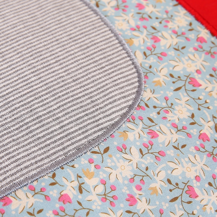 91家纺网 家纺一手货源 找家纺 蔻眠 动物园-全棉儿童卡通荞麦护颈枕头学生枕芯 动物园-蓝色