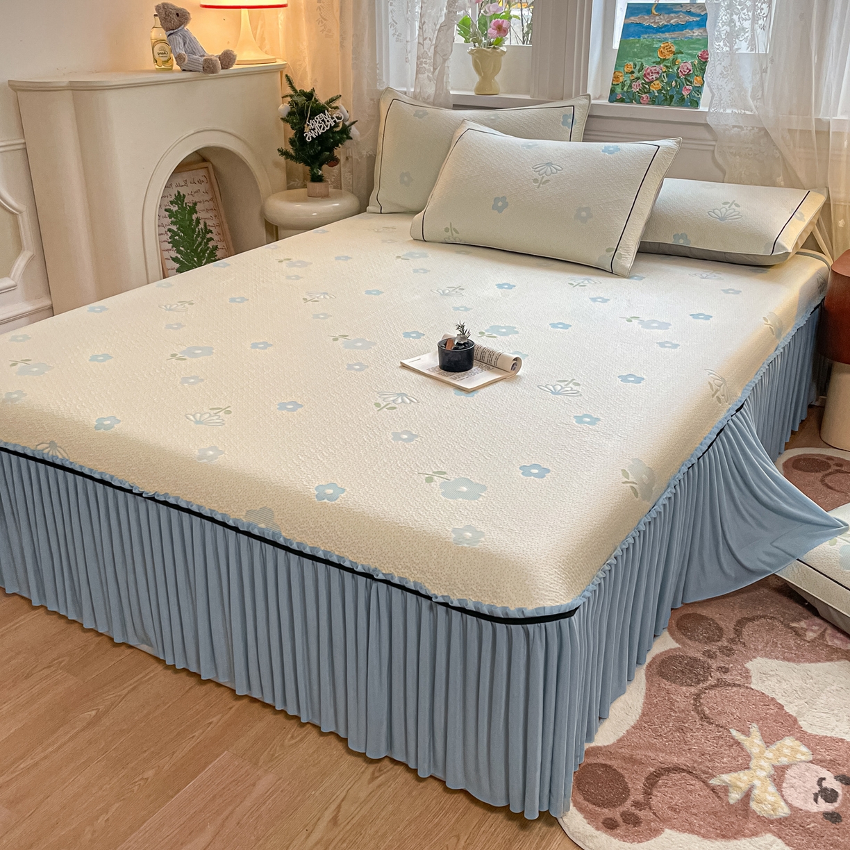 91家纺网 家纺一手货源 找家纺 雅居纺家纺 2026新款夏日花语系列凉感床裙凉席 夏日花语-蓝