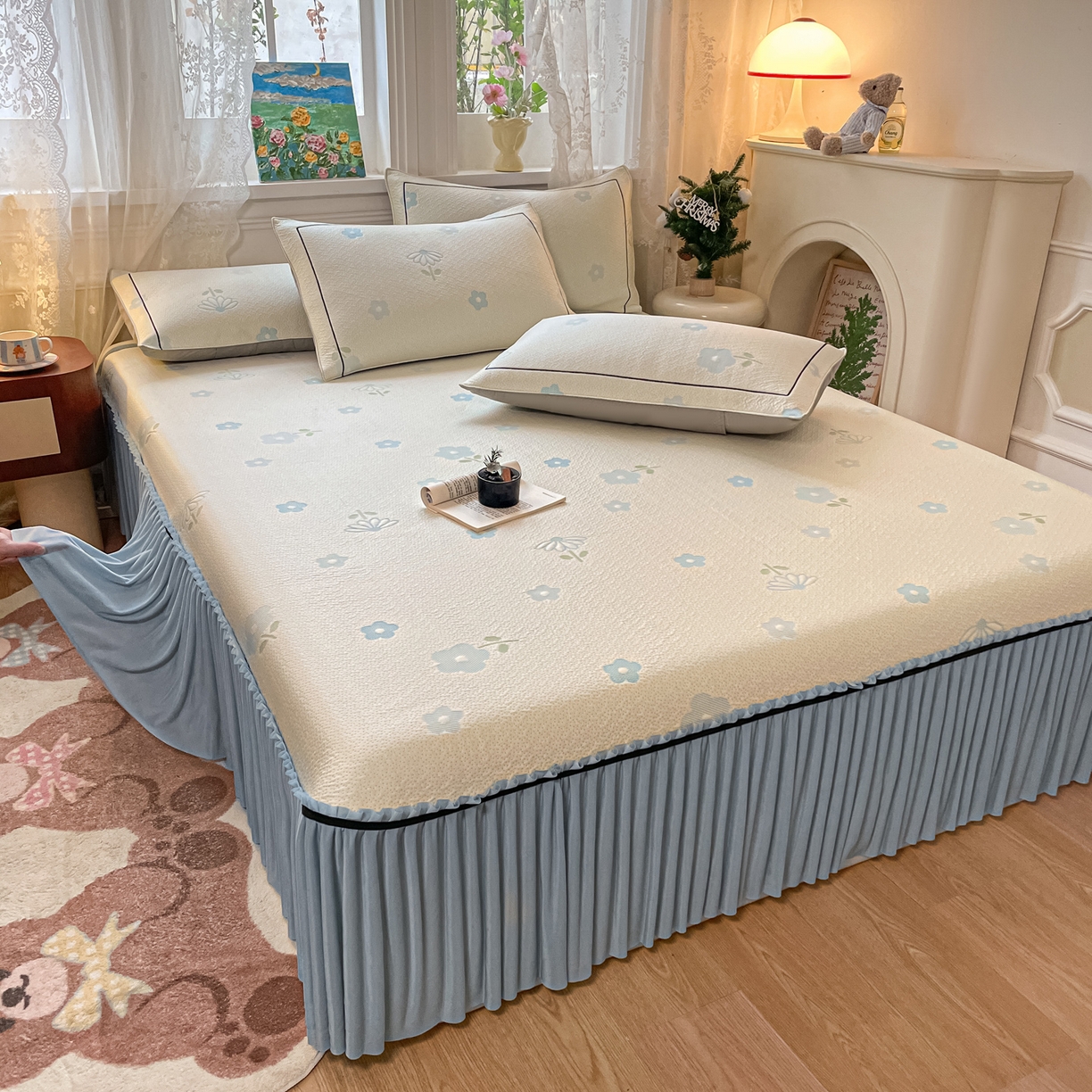 91家纺网 家纺一手货源 找家纺 雅居纺家纺 2026新款夏日花语系列凉感床裙凉席 夏日花语-蓝