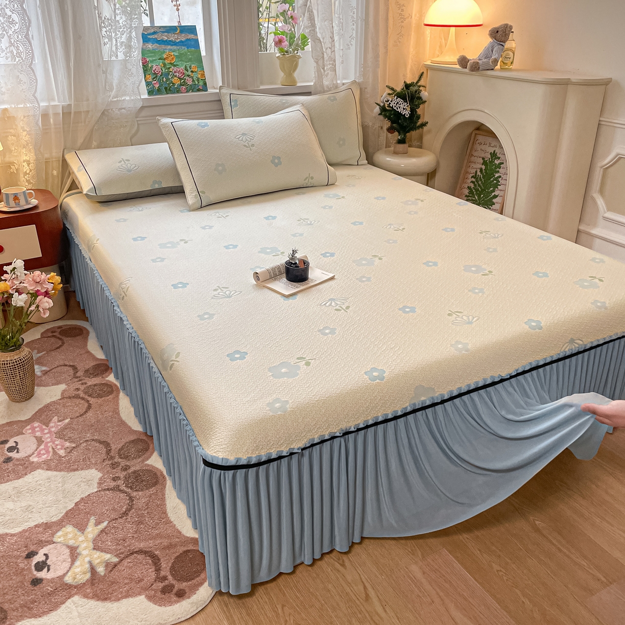 91家纺网 家纺一手货源 找家纺 雅居纺家纺 2026新款夏日花语系列凉感床裙凉席 夏日花语-蓝