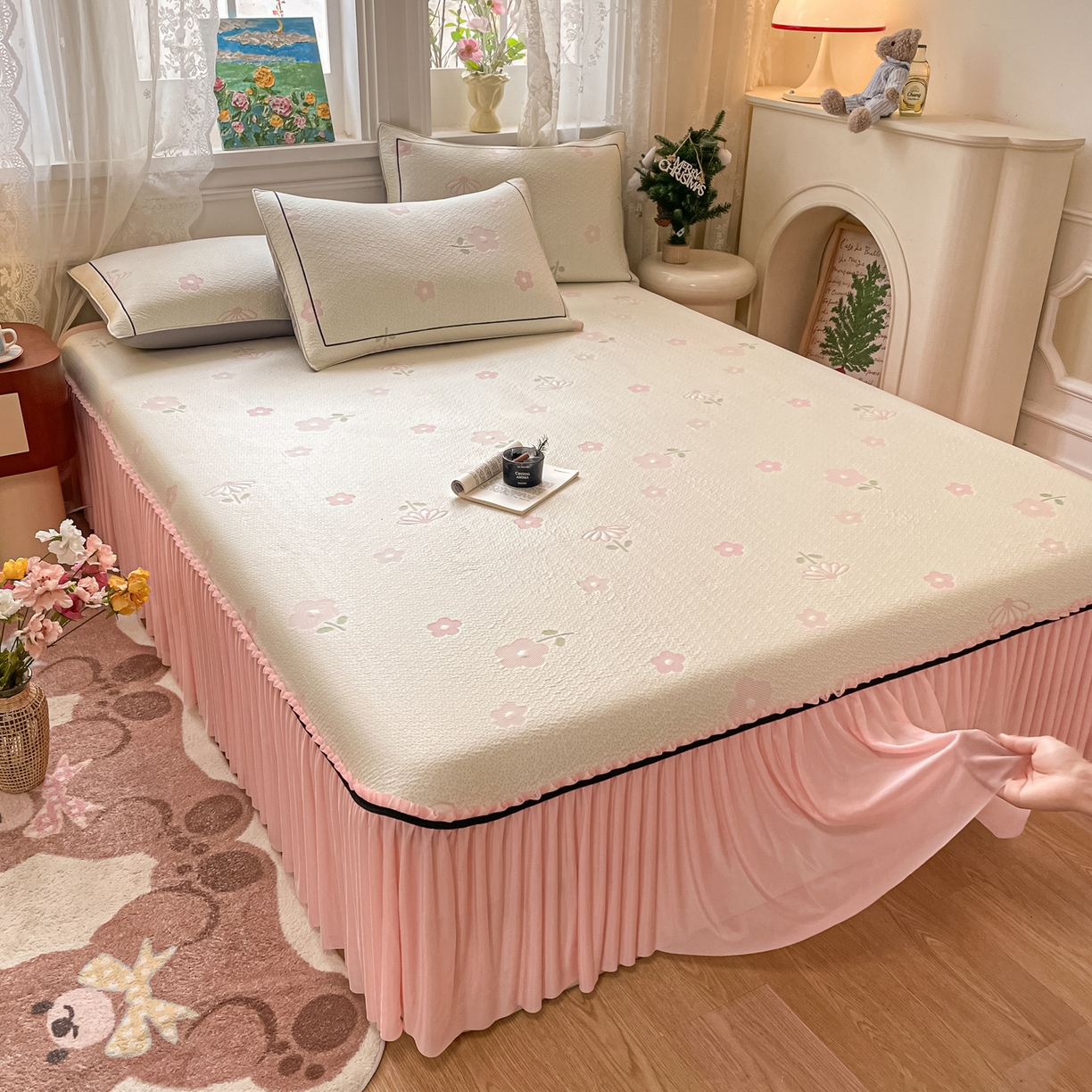 91家纺网 家纺一手货源 找家纺 雅居纺家纺 2026新款夏日花语系列凉感床裙凉席 夏日花语-粉