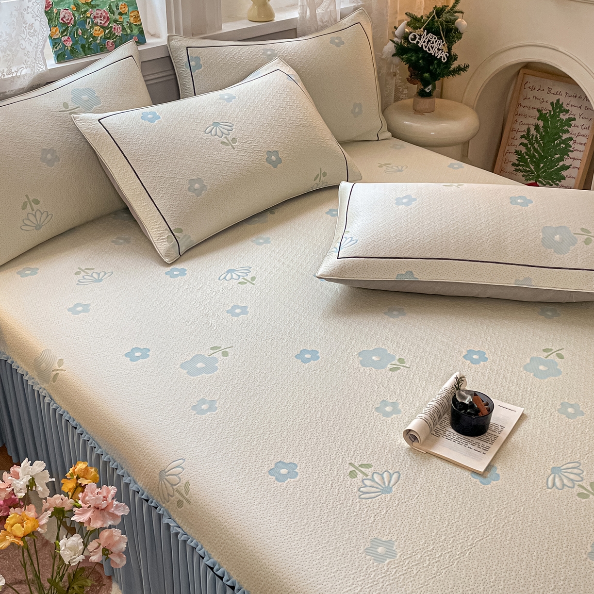 91家纺网 家纺一手货源 找家纺 雅居纺家纺 2026新款夏日花语系列凉感床裙凉席 夏日花语-蓝