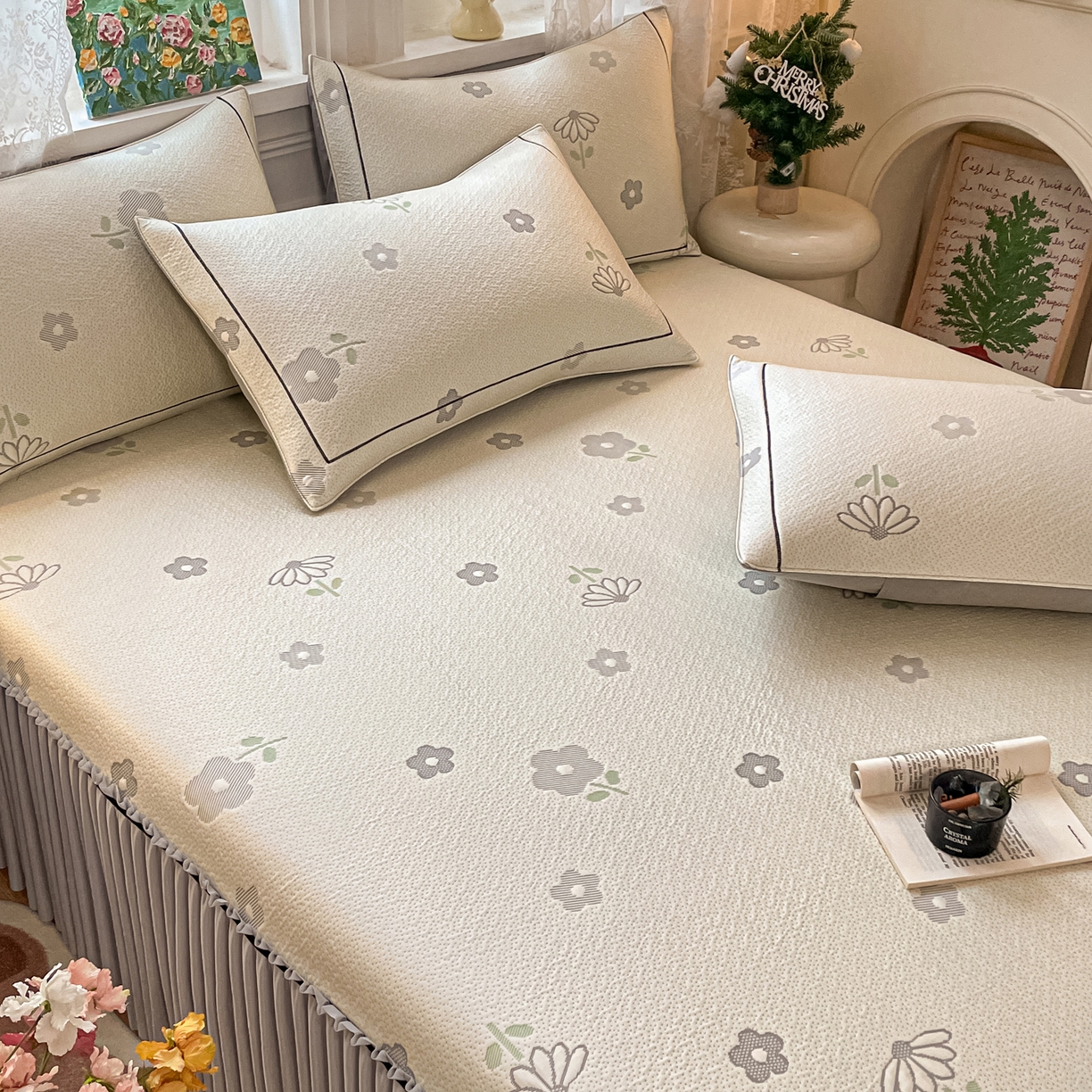 91家纺网 家纺一手货源 找家纺 雅居纺家纺 2026新款夏日花语系列凉感床裙凉席 夏日花语-灰