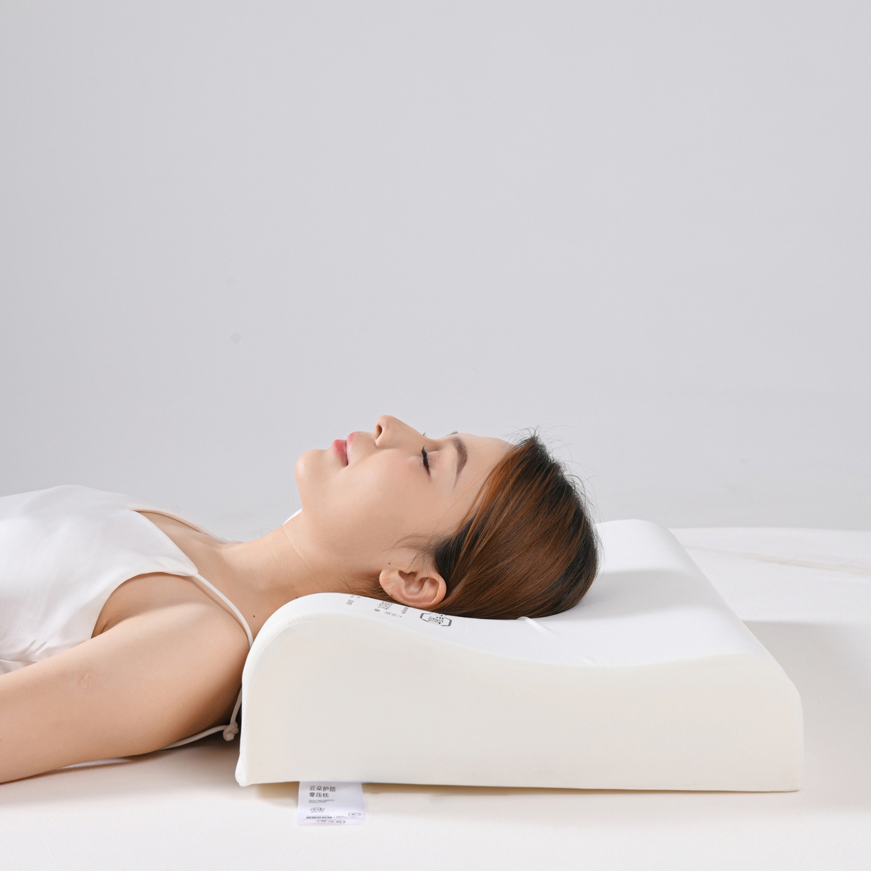 91家纺网 家纺一手货源 找家纺 （总）珍贝家纺 【源头厂家】2026新款零压力慢回弹记忆枕深睡记忆棉护颈波浪枕枕头枕芯