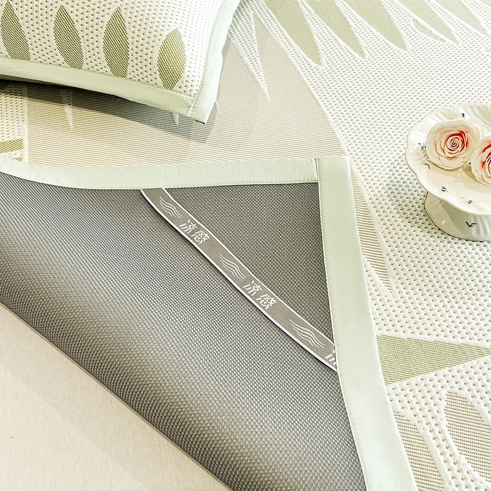 91家纺网 家纺一手货源 找家纺 雅诗帛 2026新款PE凉感丝凉席床笠款凉席席子三件套-几何 几何-绿