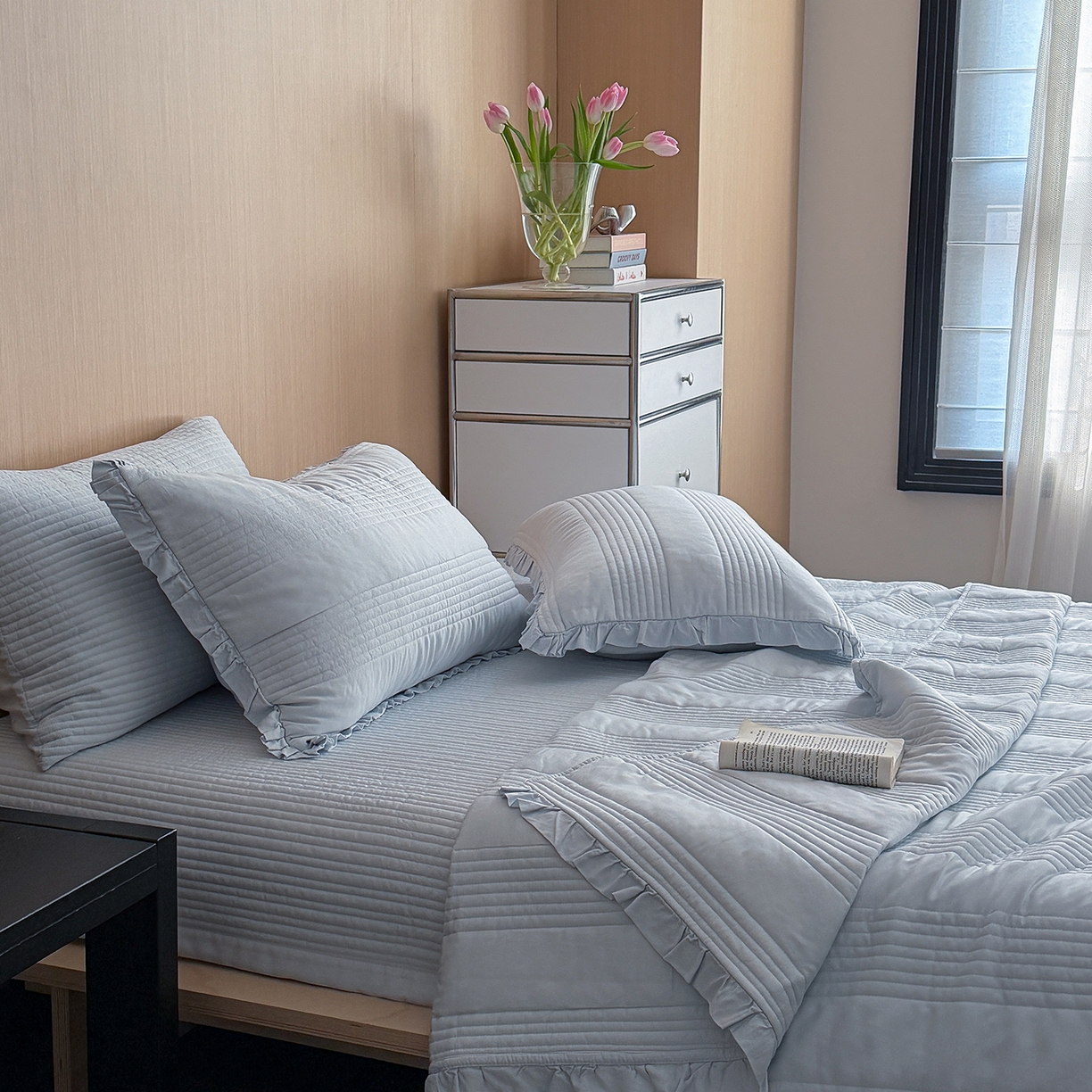 91家纺网 家纺一手货源 找家纺 漫调家纺 2026新款韩国莫代尔夏被床盖系列-花边款 海盐蓝