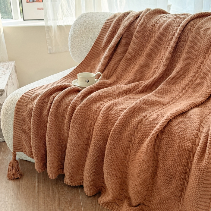 91家纺网 家纺一手货源 找家纺 （总）丹本家纺 2026新款针织毛毯鹿毛绒纯色流苏航空休闲毯办公午睡盖毯多功能装饰毯