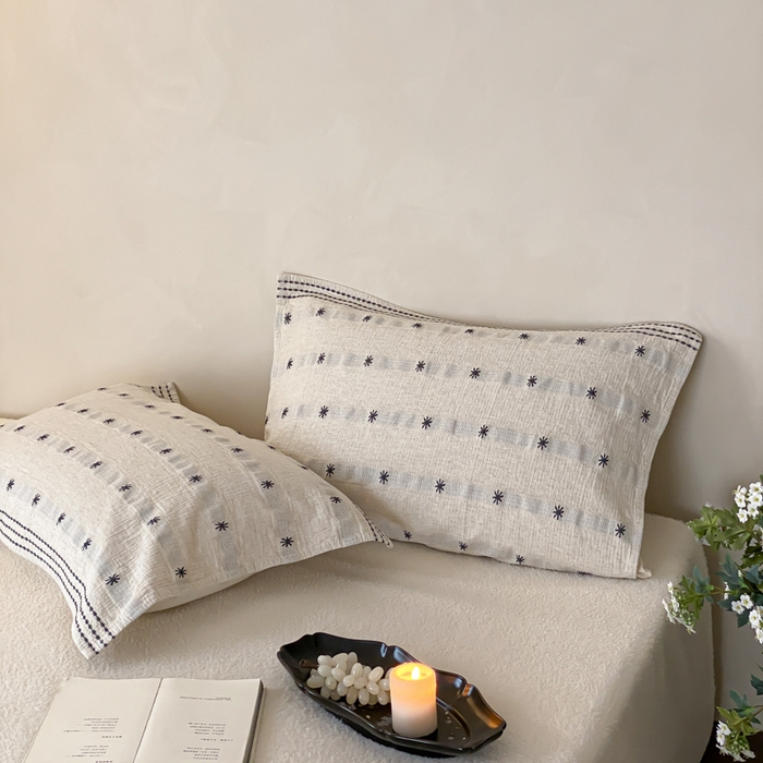 91家纺网 家纺一手货源 找家纺 麻依 2026新款四层纱布亚麻枕巾棉麻 点点星