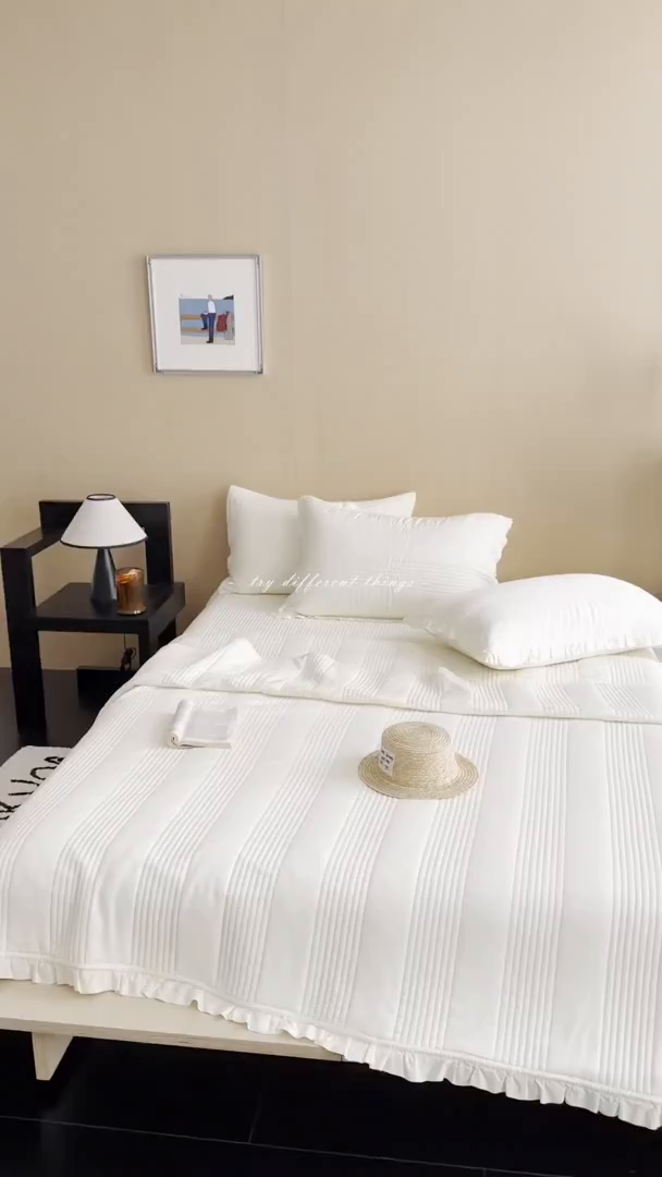 91家纺网 家纺一手货源 找家纺 漫调家纺 2026新款韩国莫代尔夏被床盖系列-花边款 奶杏