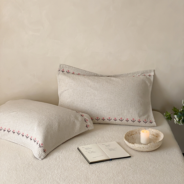 麻依 2026新款四层纱布亚麻枕巾棉麻 风信子