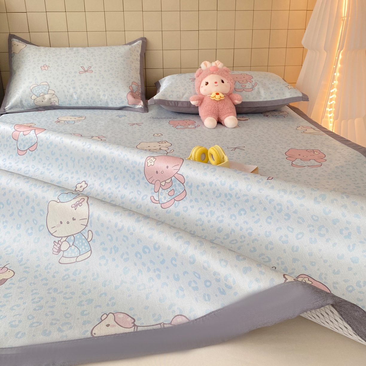 91家纺网 家纺一手货源 找家纺 金盛纺 2026新款A类数码印花冰丝席(可定制)-床席款 蓝猫