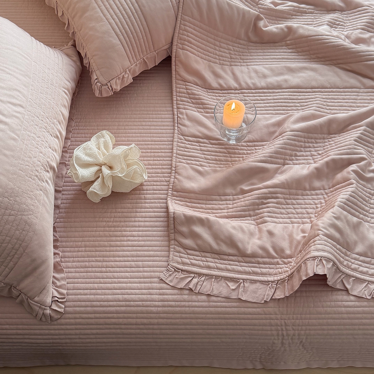 91家纺网 家纺一手货源 找家纺 漫调家纺 2026新款韩国莫代尔夏被床盖系列-花边款 柔粉