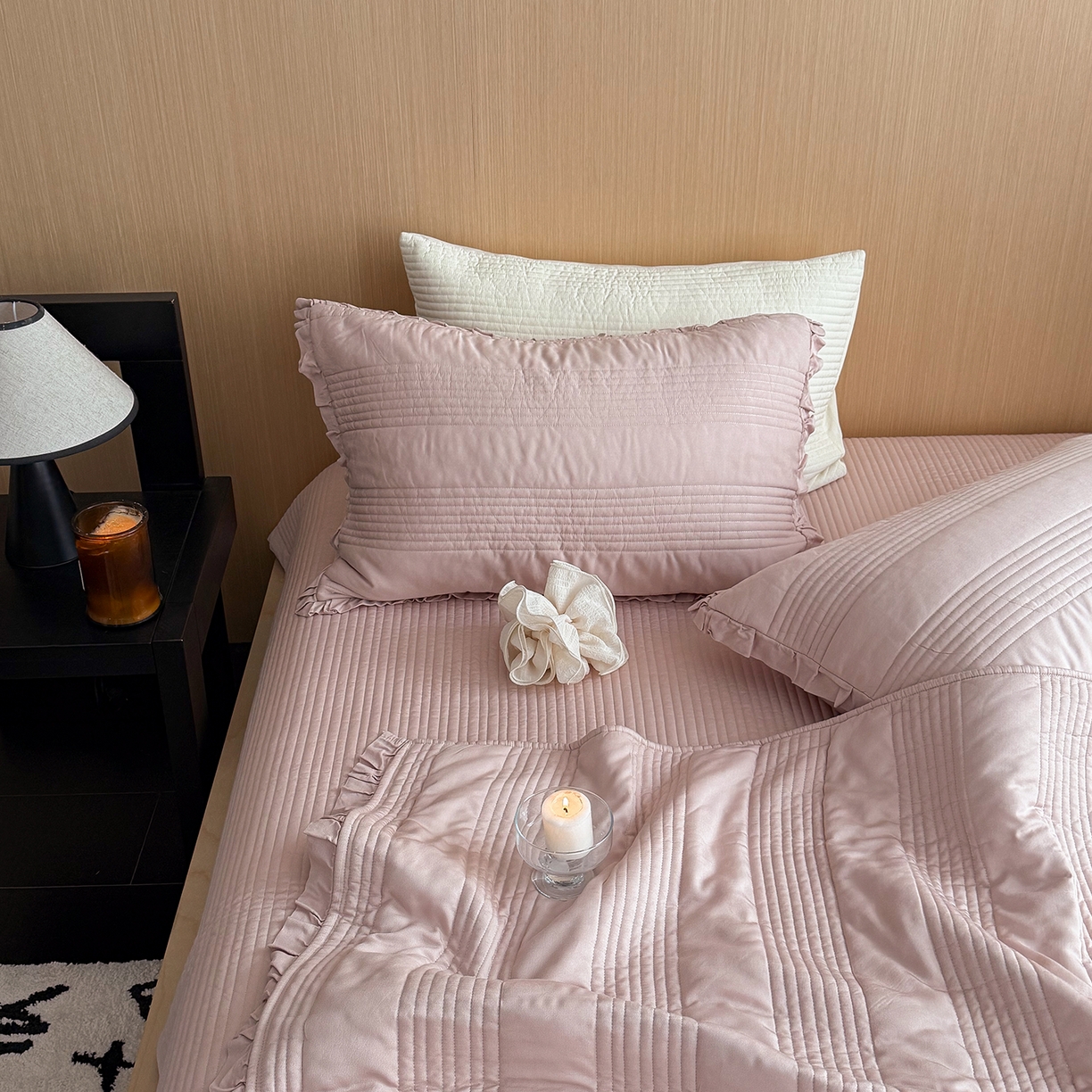 91家纺网 家纺一手货源 找家纺 漫调家纺 2026新款韩国莫代尔夏被床盖系列-花边款 柔粉