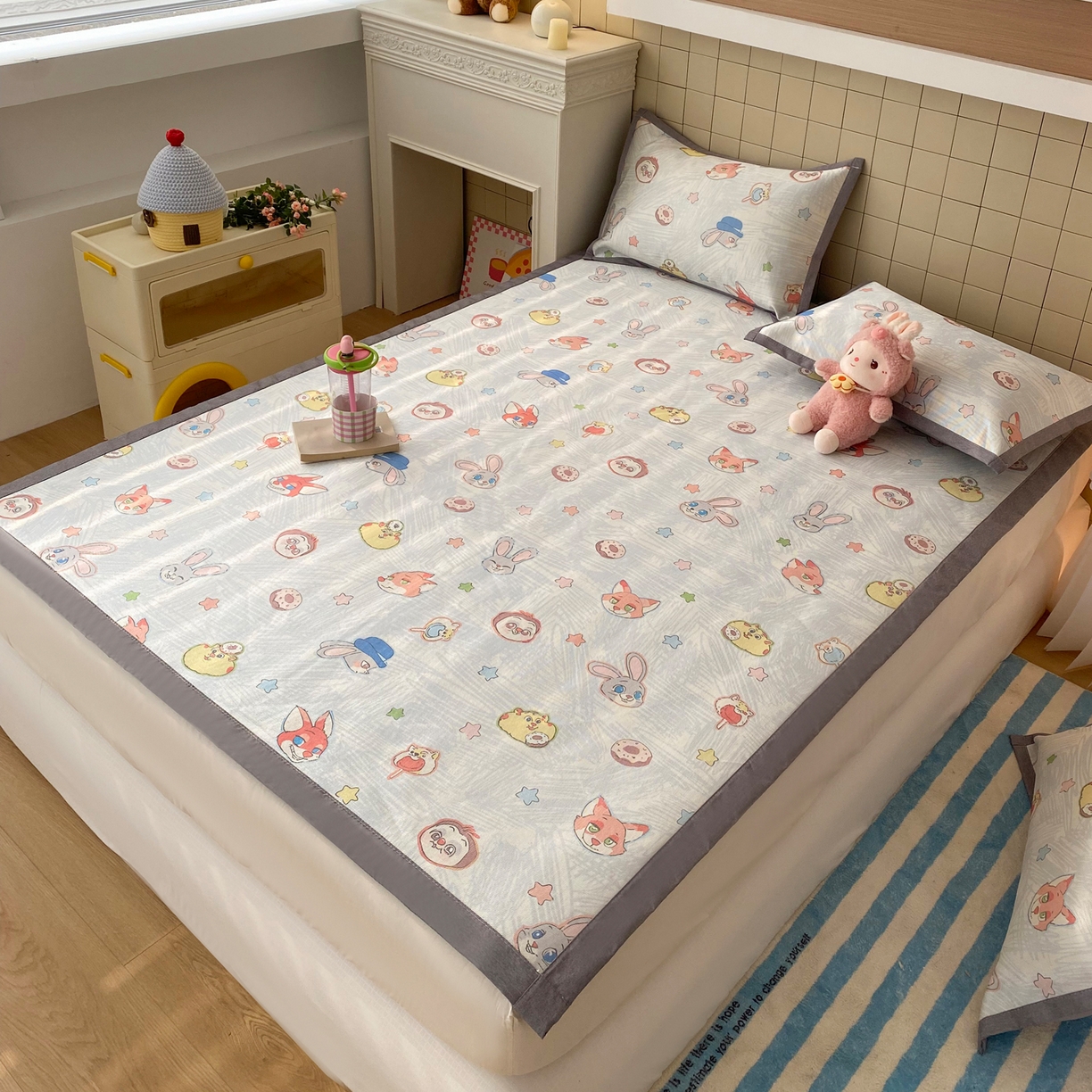 91家纺网 家纺一手货源 找家纺 金盛纺 2026新款A类数码印花冰丝席(可定制)-床席款 动物天团