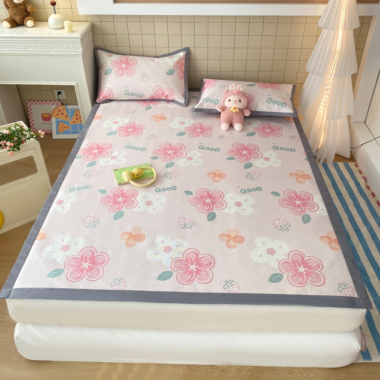 91家纺网 家纺一手货源 找家纺 金盛纺 2026新款A类数码印花冰丝席(可定制)-床席款 花间甜语