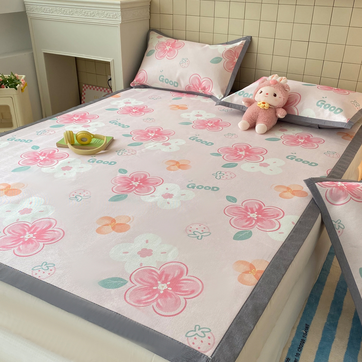 91家纺网 家纺一手货源 找家纺 金盛纺 2026新款A类数码印花冰丝席(可定制)-床席款 花间甜语