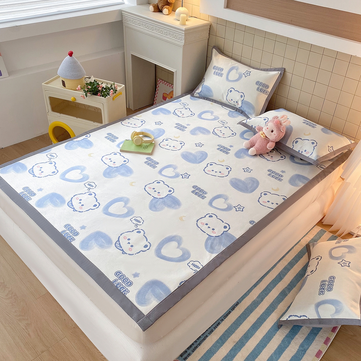 91家纺网 家纺一手货源 找家纺 金盛纺 2026新款A类数码印花冰丝席(可定制)-床席款 星月小熊