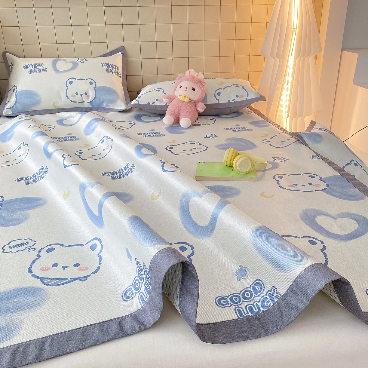 91家纺网 家纺一手货源 找家纺 金盛纺 2026新款A类数码印花冰丝席(可定制)-床席款 星月小熊