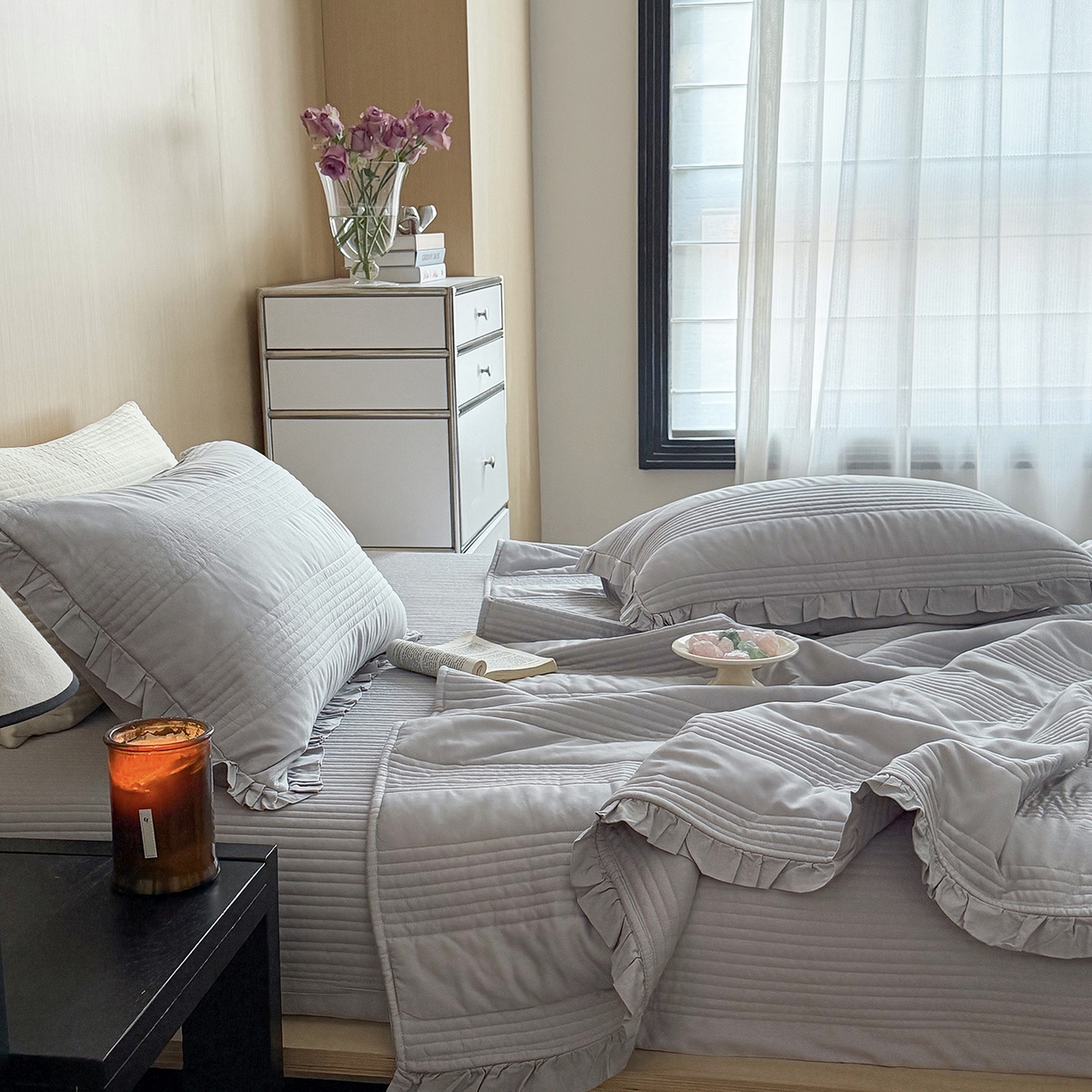 91家纺网 家纺一手货源 找家纺 漫调家纺 2026新款韩国莫代尔夏被床盖系列-花边款 雾灰