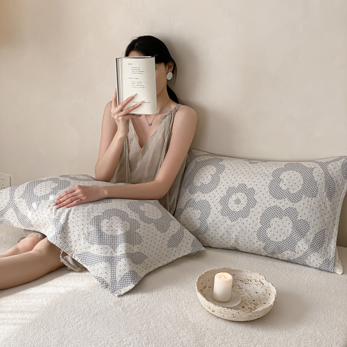 91家纺网 家纺一手货源 找家纺 麻依 2026新款四层纱布亚麻枕巾棉麻 君梦