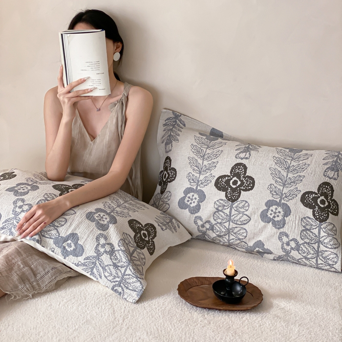 91家纺网 家纺一手货源 找家纺 麻依 2026新款四层纱布亚麻枕巾棉麻 清涧月