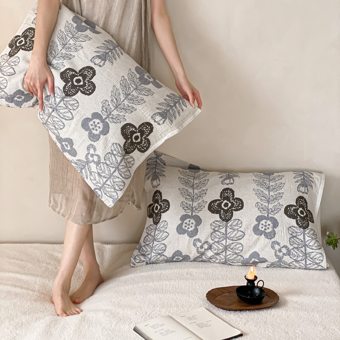 91家纺网 家纺一手货源 找家纺 麻依 2026新款四层纱布亚麻枕巾棉麻 清涧月