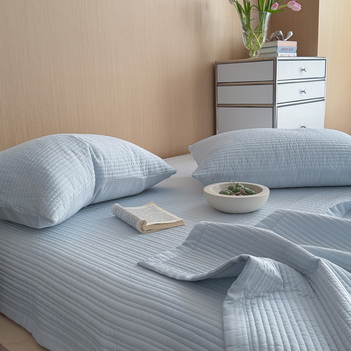 91家纺网 家纺一手货源 找家纺 （总）漫调家纺 2026新款韩国莫代尔夏被床盖系列-宽边直条款