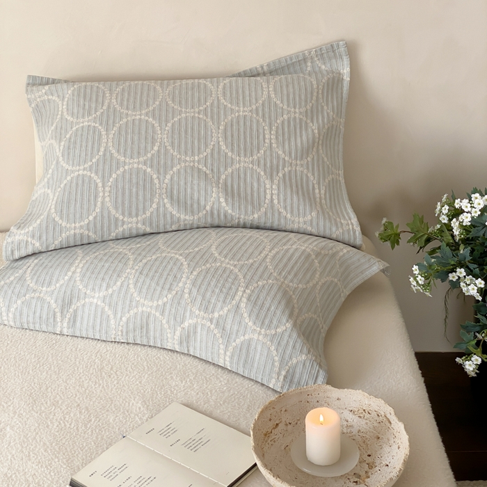 91家纺网 家纺一手货源 找家纺 麻依 2026新款四层纱布亚麻枕巾棉麻 源梦