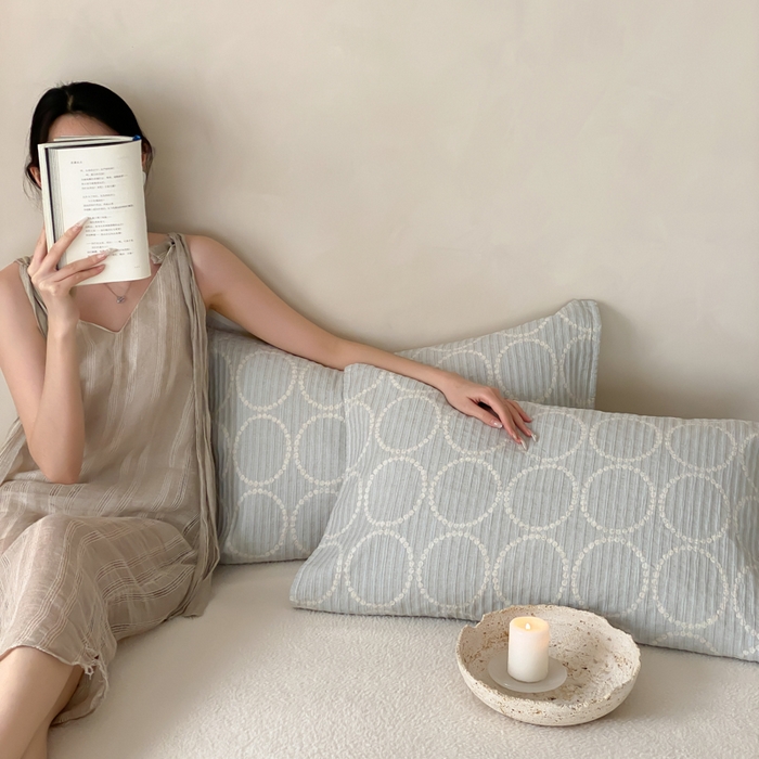 91家纺网 家纺一手货源 找家纺 麻依 2026新款四层纱布亚麻枕巾棉麻 源梦