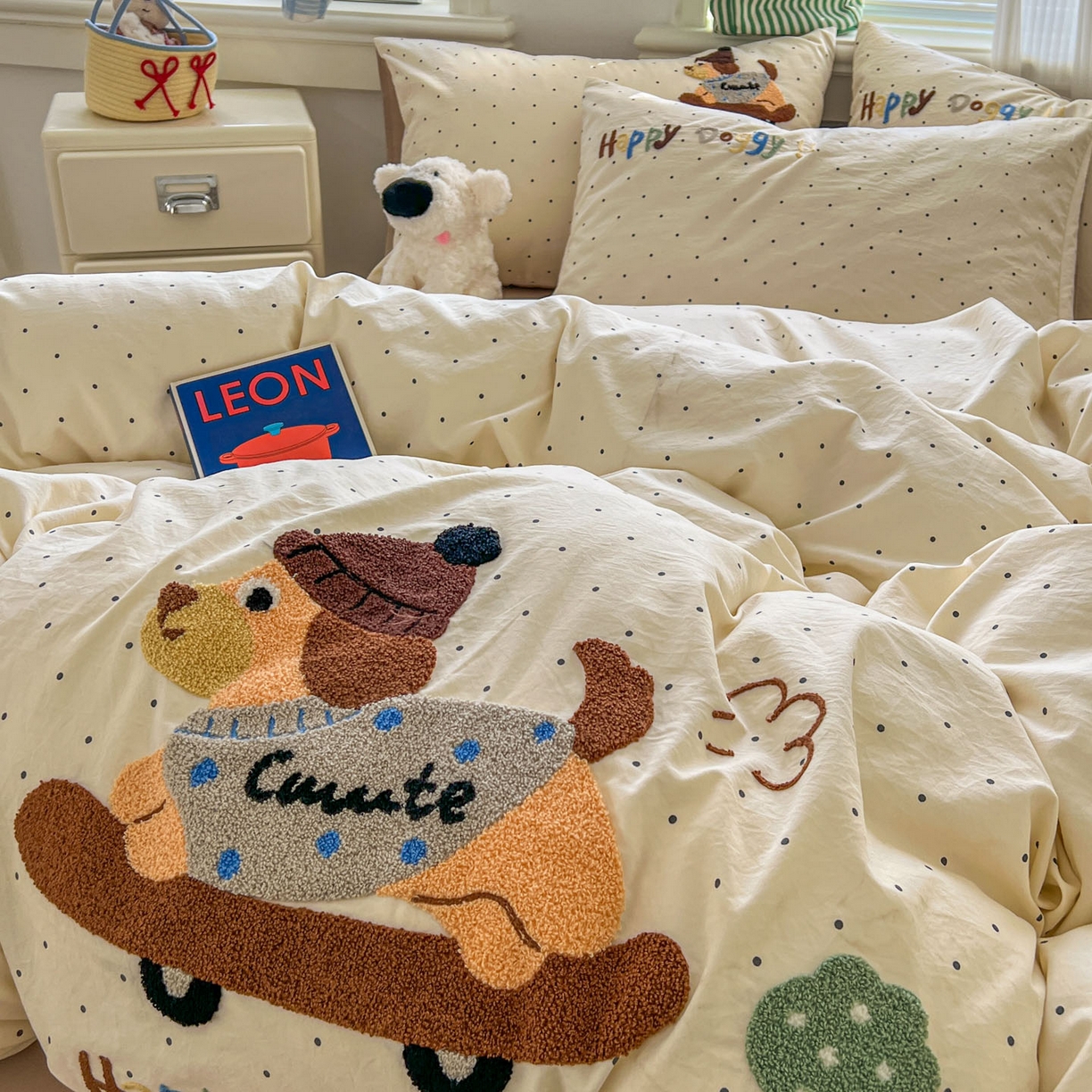 91家纺网 家纺一手货源 找家纺 一比一家纺 2026新款仿棉毛巾绣四件套 趴趴小狗