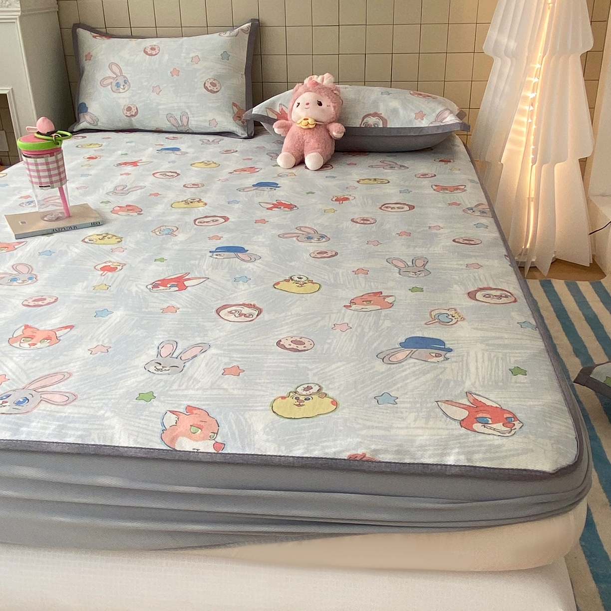 91家纺网 家纺一手货源 找家纺 金盛纺 2026新款A类数码印花冰丝席(可定制)-床笠款 动物天团