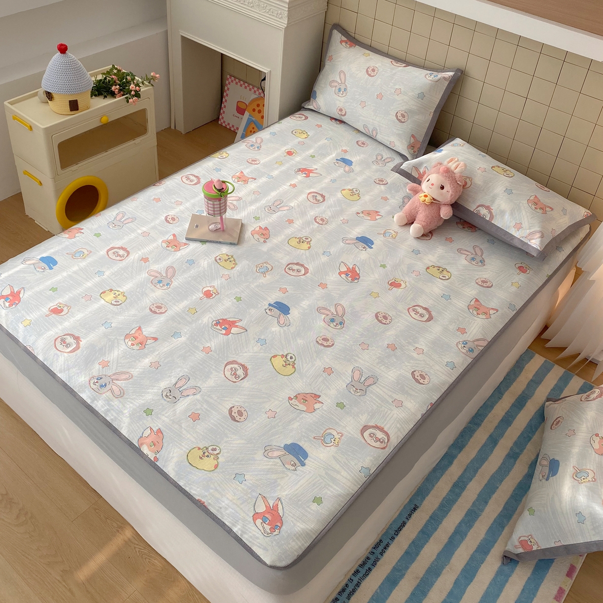 91家纺网 家纺一手货源 找家纺 金盛纺 2026新款A类数码印花冰丝席(可定制)-床笠款 动物天团