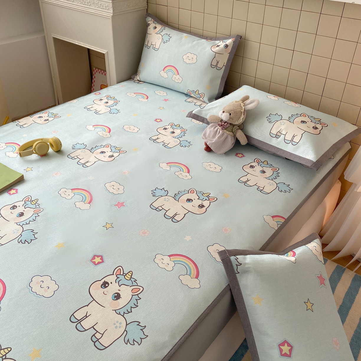 91家纺网 家纺一手货源 找家纺 金盛纺 2026新款A类数码印花冰丝席(可定制)-床笠款 彩虹小马