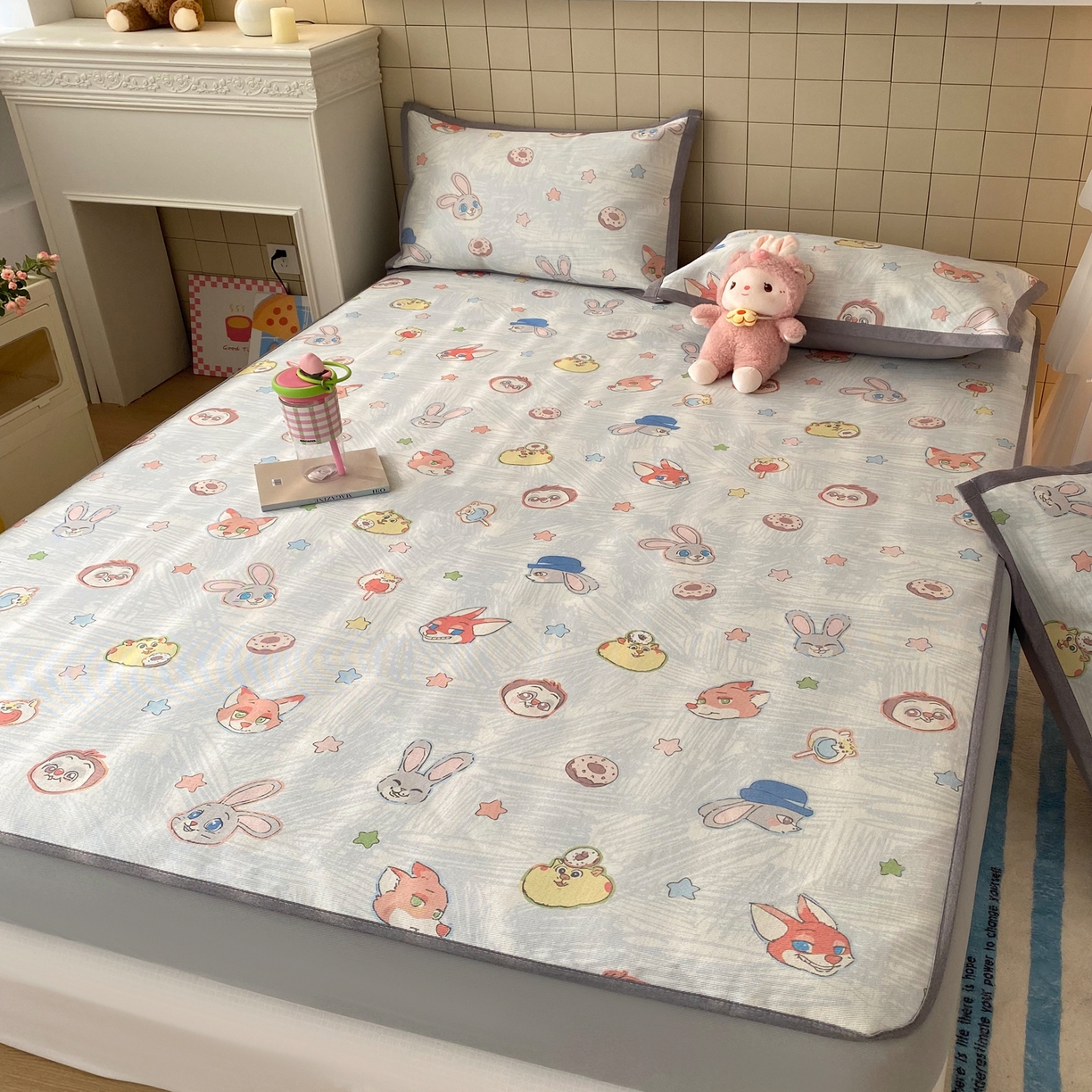 91家纺网 家纺一手货源 找家纺 金盛纺 2026新款A类数码印花冰丝席(可定制)-床笠款 动物天团