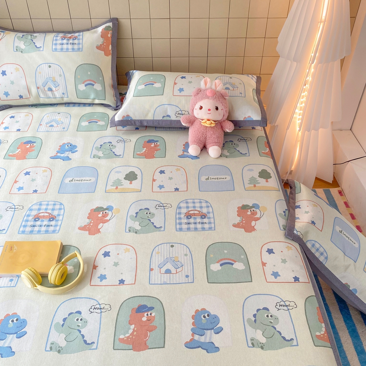 91家纺网 家纺一手货源 找家纺 金盛纺 2026新款A类数码印花冰丝席(可定制)-床笠款 夏日萌龙记