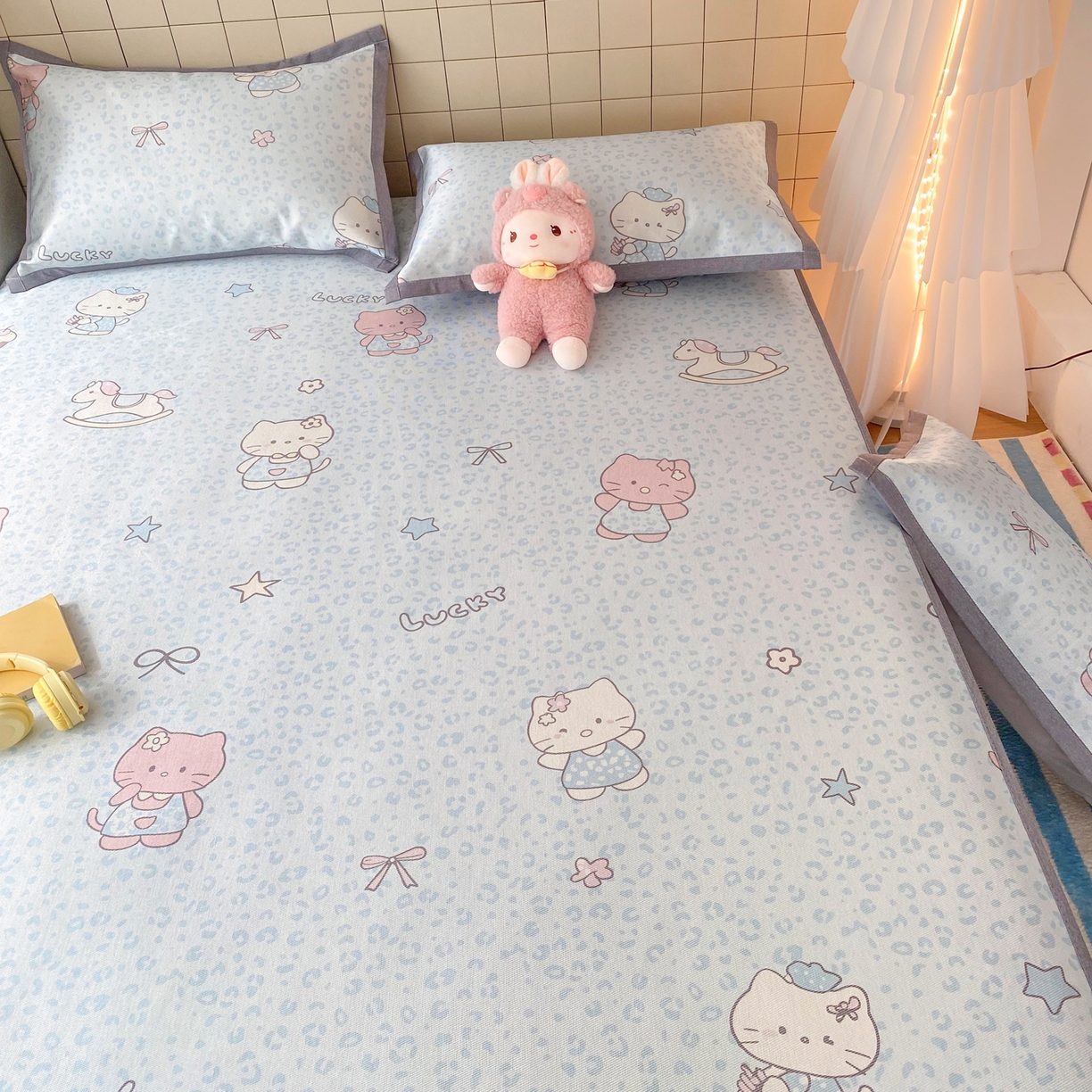 91家纺网 家纺一手货源 找家纺 金盛纺 2026新款A类数码印花冰丝席(可定制)-床笠款 蓝猫