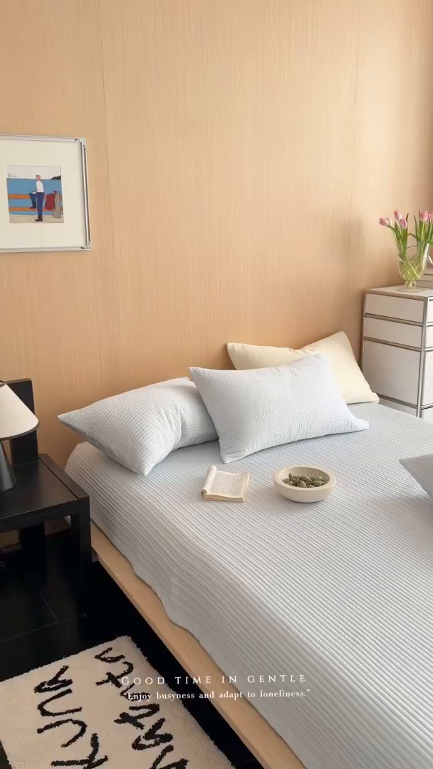 91家纺网 家纺一手货源 找家纺 漫调家纺 2026新款韩国莫代尔夏被床盖系列-宽边直条款 海盐蓝