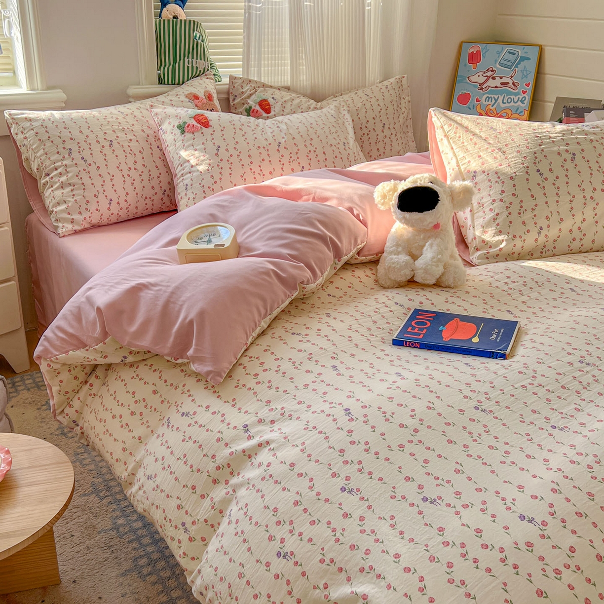 91家纺网 家纺一手货源 找家纺 一比一家纺 2026新款仿棉毛巾绣四件套 粉花兔仔