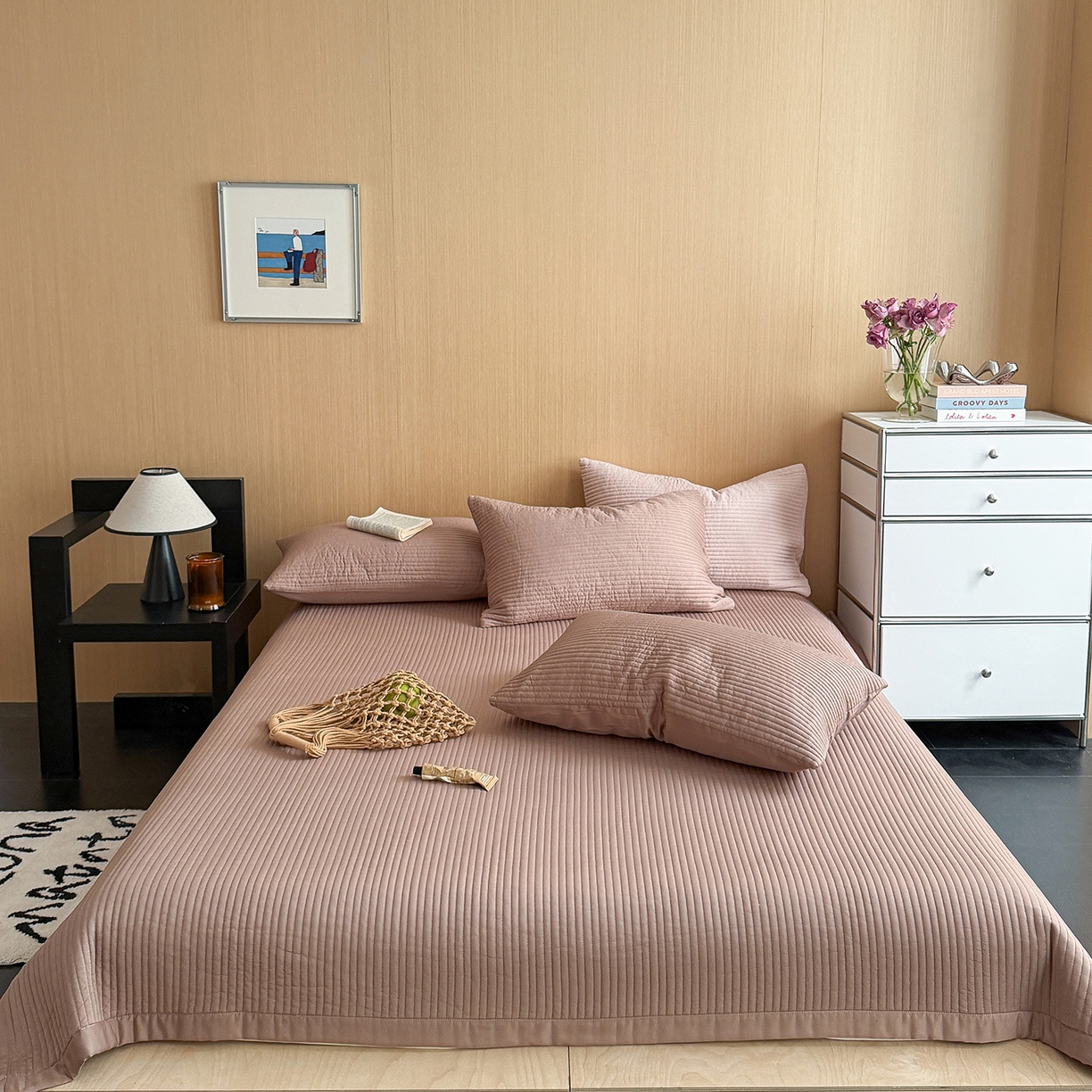 91家纺网 家纺一手货源 找家纺 漫调家纺 2026新款韩国莫代尔夏被床盖系列-宽边直条款 可可暖棕