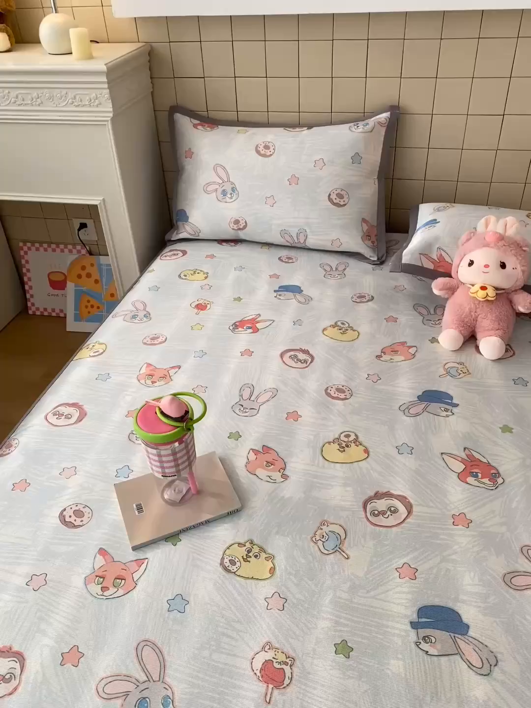 91家纺网 家纺一手货源 找家纺 金盛纺 2026新款A类数码印花冰丝席(可定制)-床笠款 动物天团