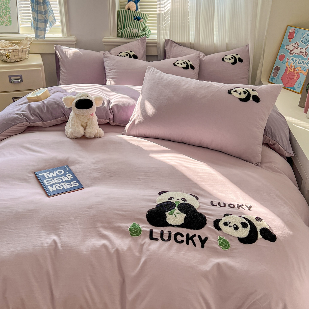 91家纺网 家纺一手货源 找家纺 一比一家纺 2026新款仿棉毛巾绣四件套 粉紫熊猫