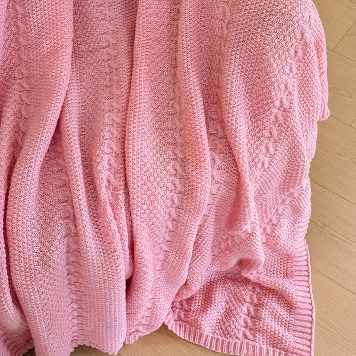 91家纺网 家纺一手货源 找家纺 丹本家纺 2026新款针织毛毯鹿毛绒纯色流苏航空休闲毯办公午睡盖毯多功能装饰毯 玫瑰粉