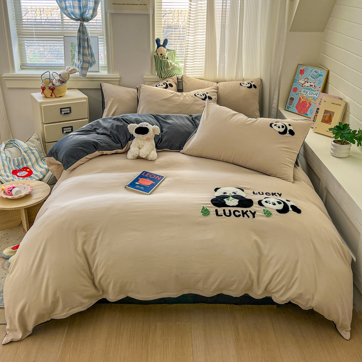 91家纺网 家纺一手货源 找家纺 一比一家纺 2026新款仿棉毛巾绣四件套 米色熊猫