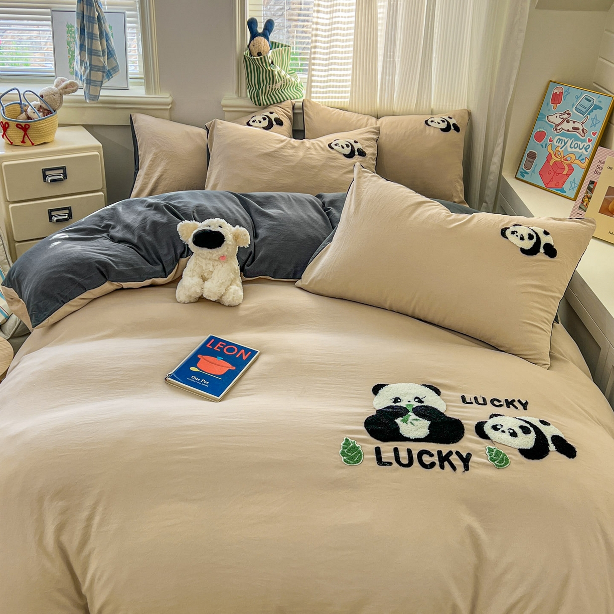 91家纺网 家纺一手货源 找家纺 一比一家纺 2026新款仿棉毛巾绣四件套 米色熊猫