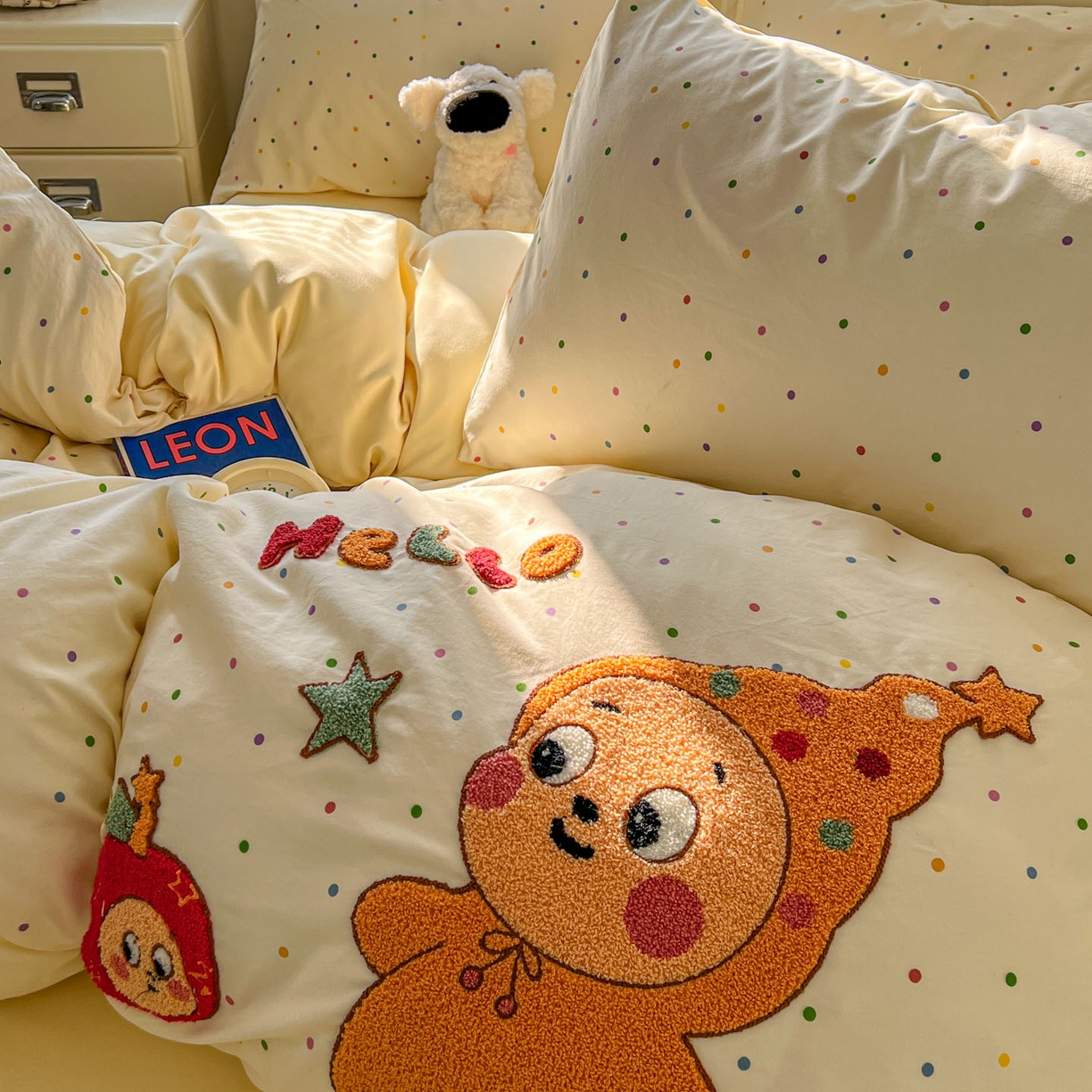 91家纺网 家纺一手货源 找家纺 一比一家纺 2026新款仿棉毛巾绣四件套 星星苹果