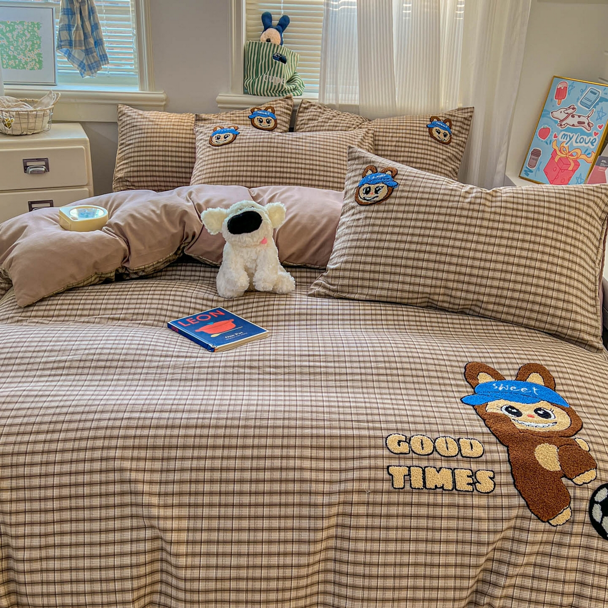 91家纺网 家纺一手货源 找家纺 一比一家纺 2026新款仿棉毛巾绣四件套 棕格布布