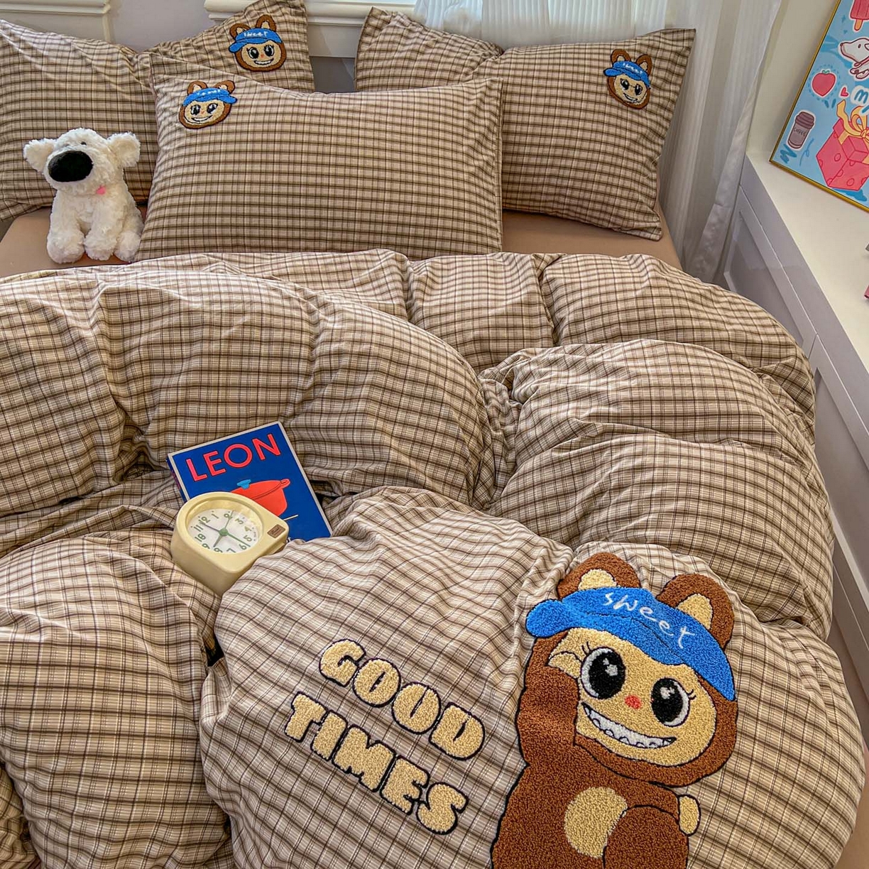 91家纺网 家纺一手货源 找家纺 一比一家纺 2026新款仿棉毛巾绣四件套 棕格布布